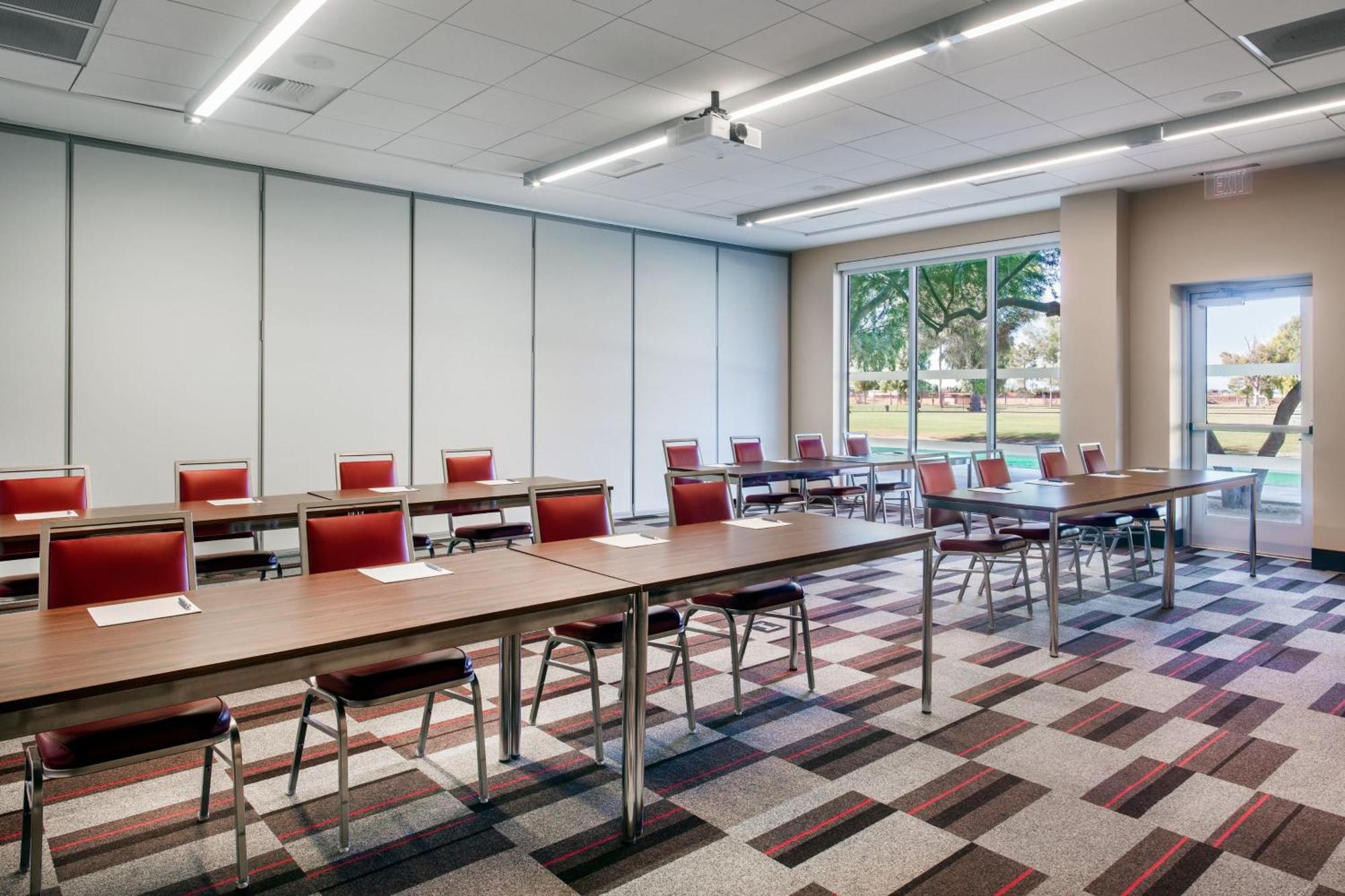 Four Points By Sheraton At Phoenix Mesa Gateway Airport Extérieur photo