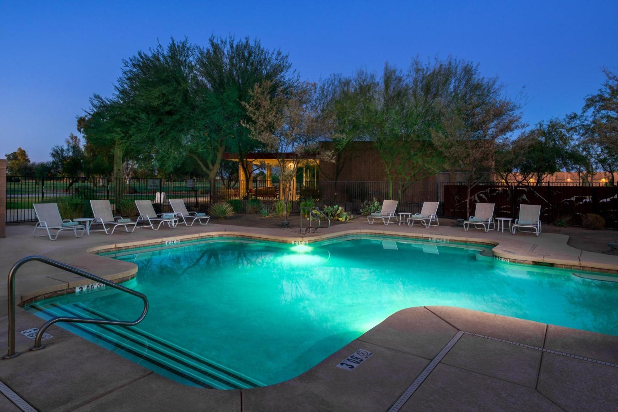 Four Points By Sheraton At Phoenix Mesa Gateway Airport Extérieur photo
