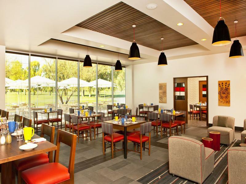 Four Points By Sheraton At Phoenix Mesa Gateway Airport Extérieur photo